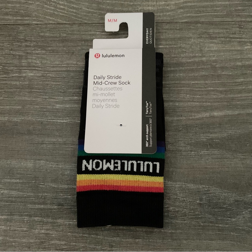 Lululemon Daily Stride Mid Crew Socks